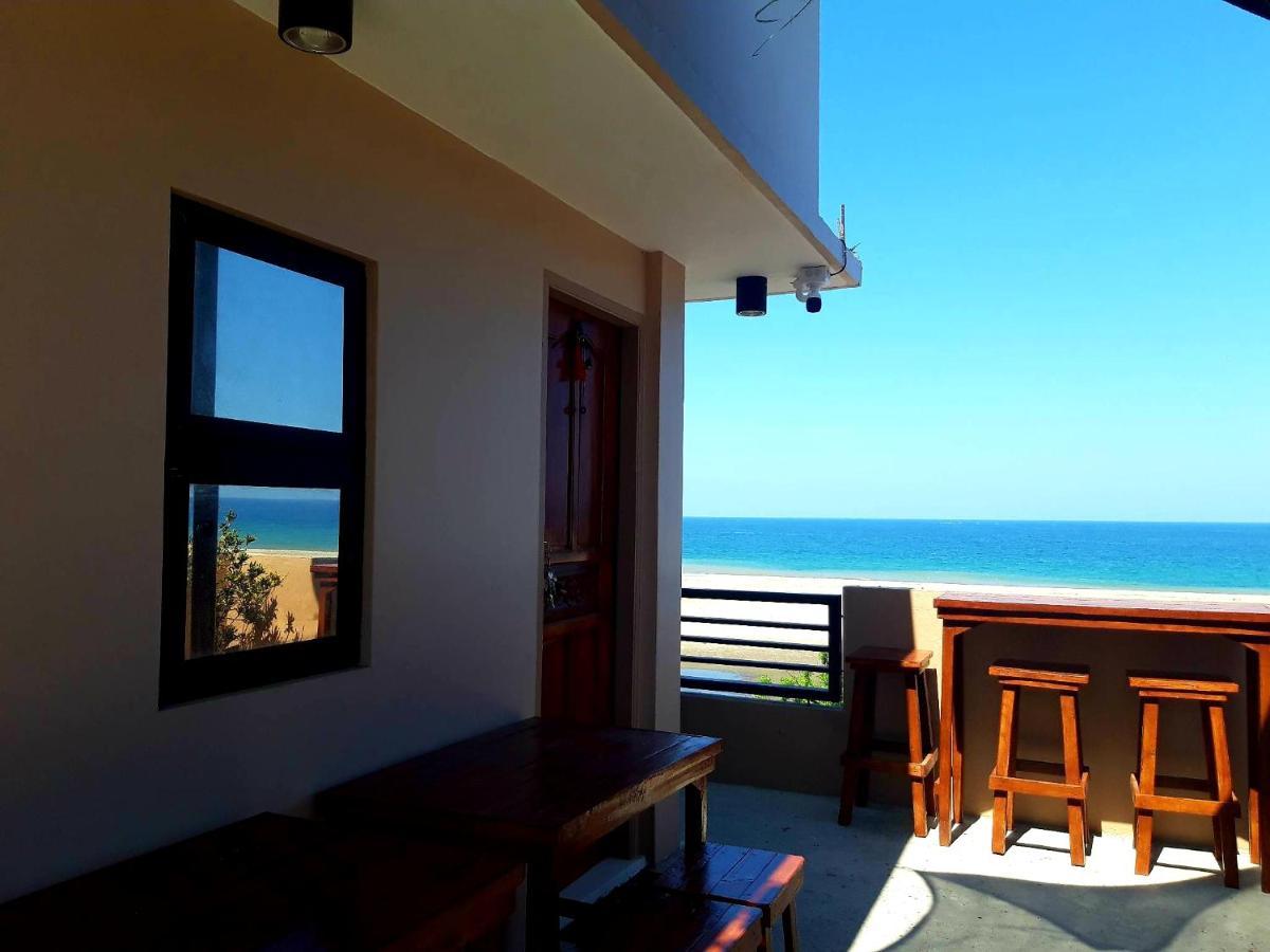Cristina Beachfront Cottages San Juan  Exterior photo