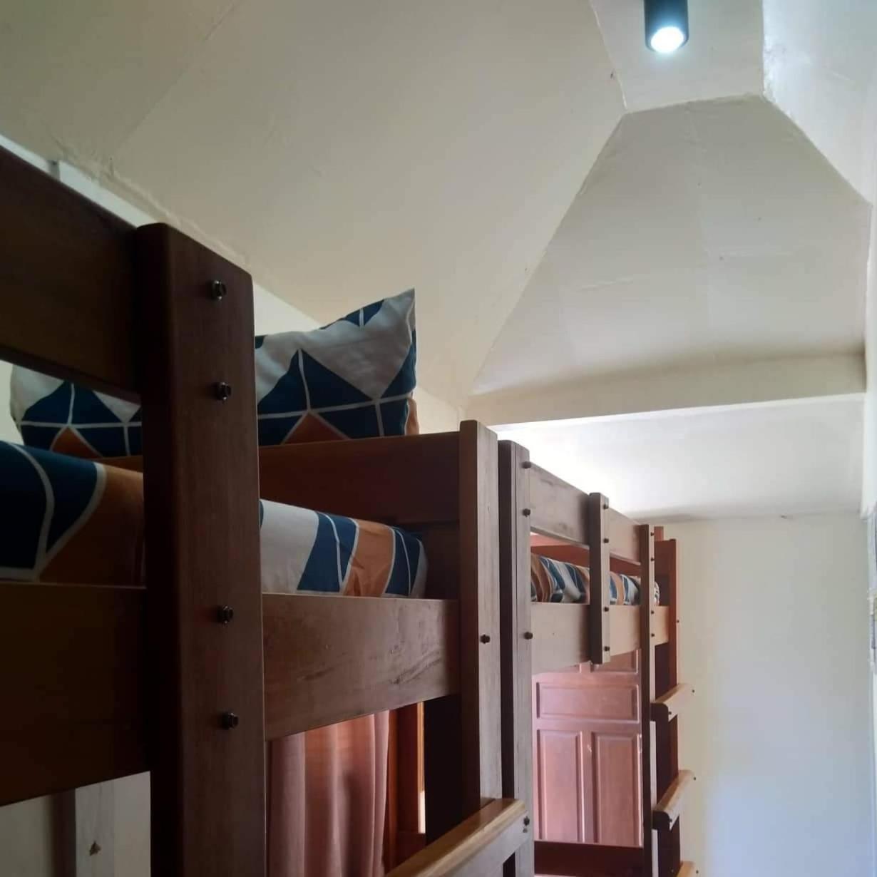 Cristina Beachfront Cottages San Juan  Room photo